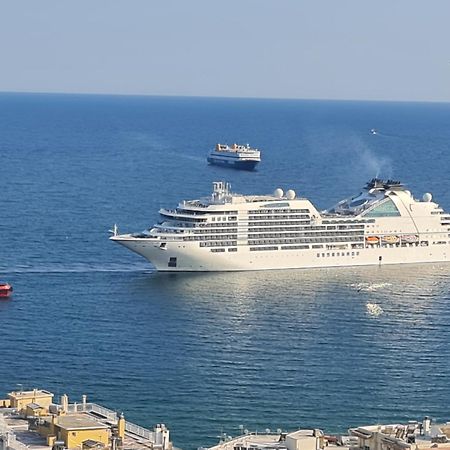 Euphoria Luxury Penthouse Apartment Kavala Bagian luar foto