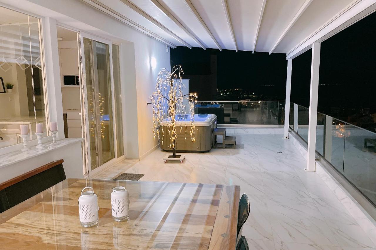 Euphoria Luxury Penthouse Apartment Kavala Bagian luar foto